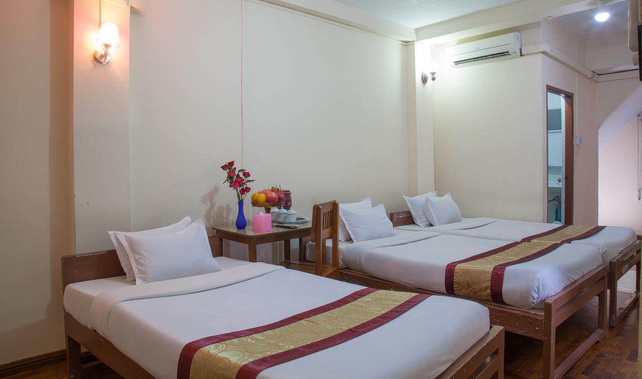 Mother Land Inn 2 Yangon Bagian luar foto