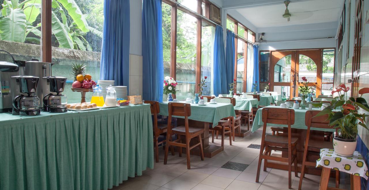 Mother Land Inn 2 Yangon Bagian luar foto