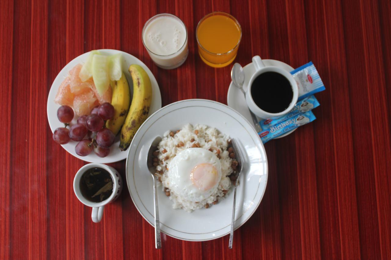 Mother Land Inn 2 Yangon Bagian luar foto
